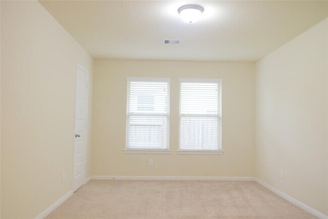 Building Photo - 18007 Alora Springs Trace