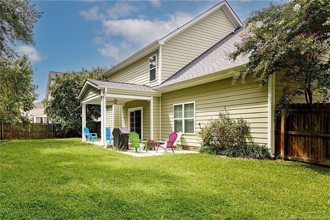 Building Photo - 1726 Bluffside Dr
