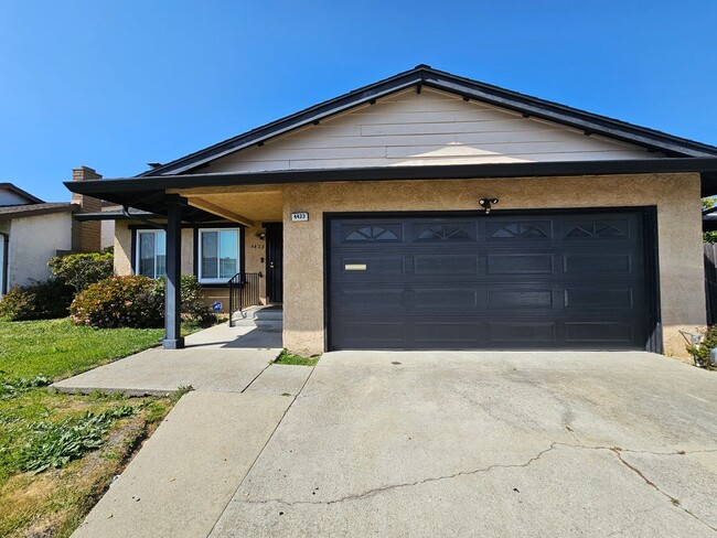 Building Photo - Spacious 4-Bedroom Home on the El Cerrito ...