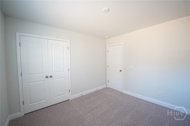 Building Photo - 112 MONTEREY Lp