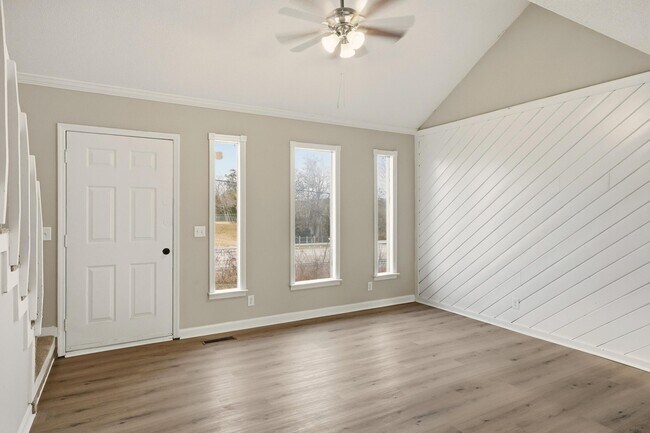 Building Photo - 90 Park St