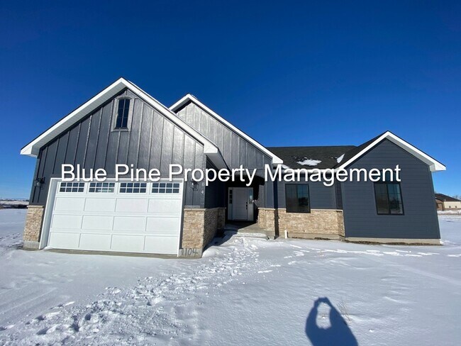 Building Photo - 1104 Cypress Loop