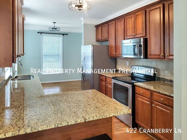 Building Photo - 422 Cranberry Ln