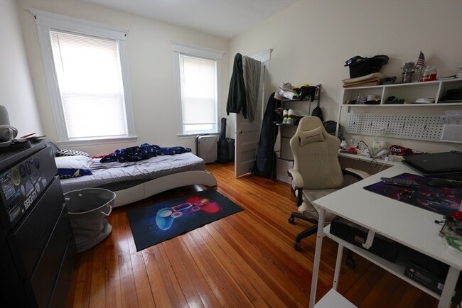 Building Photo - 33-35-35 Ridgemont St