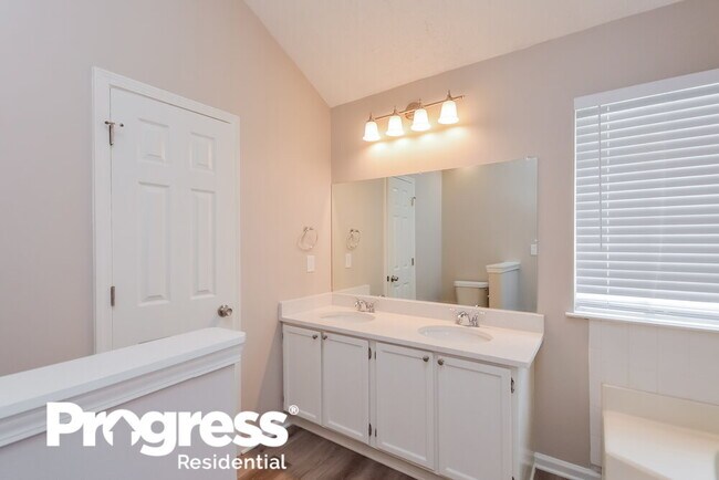 Building Photo - 6474 Rebecca Way