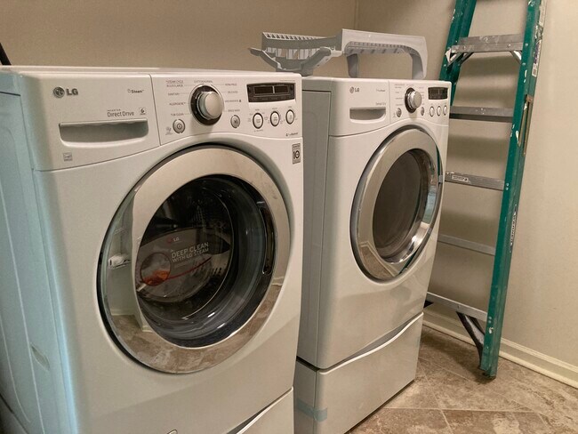 Laundry - 7693 Waterlace Dr