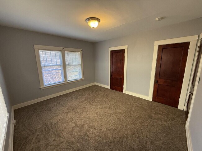 Building Photo - Heritage Hill 3BR