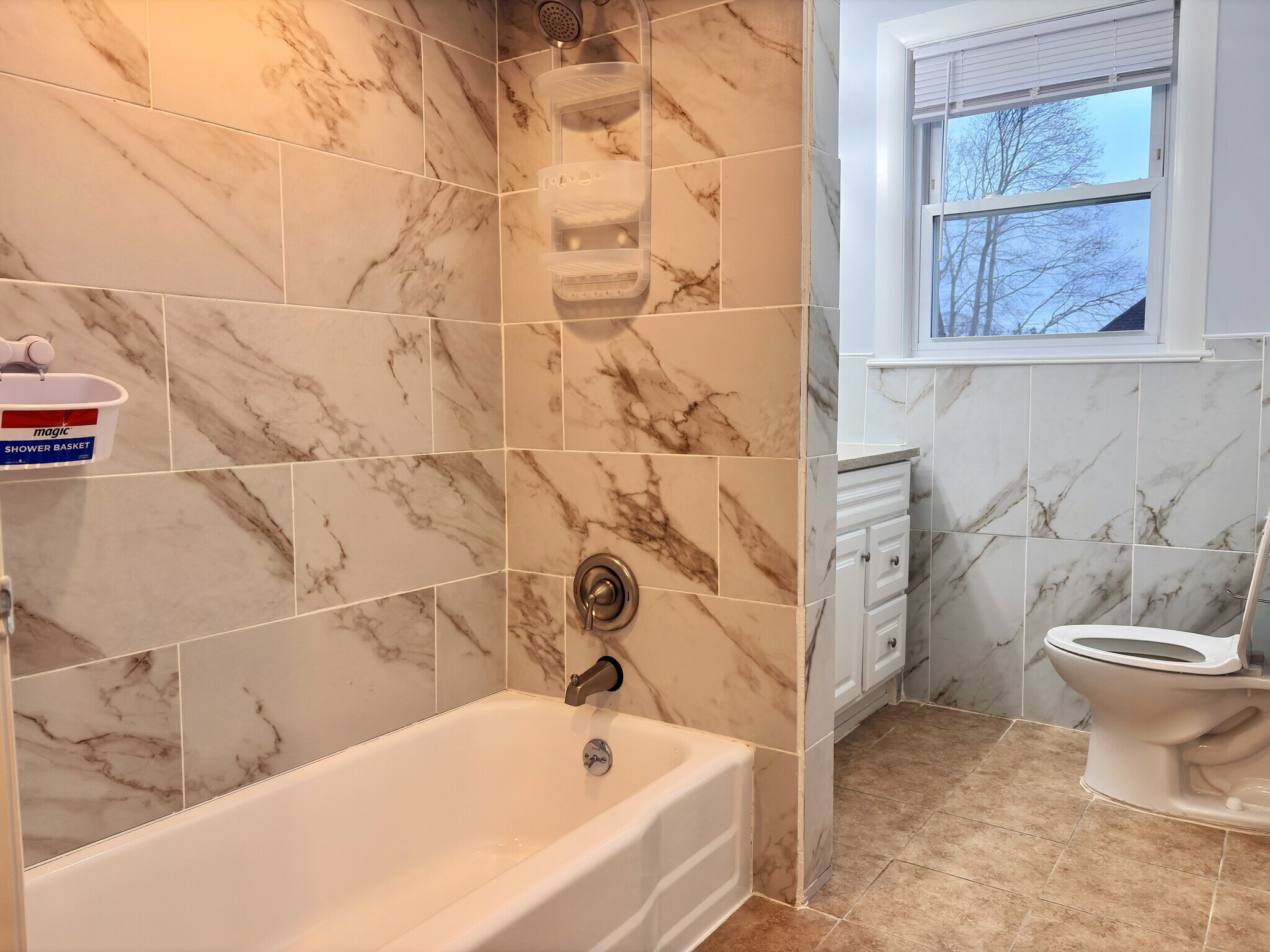 Building Photo - 253 Humphrey St