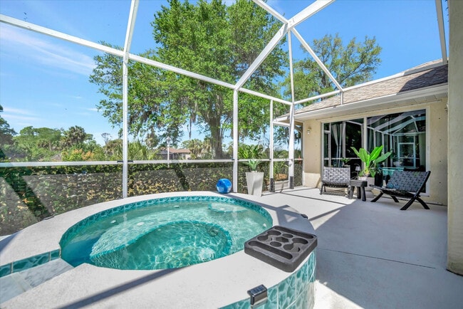 Building Photo - 19 Hoffer St