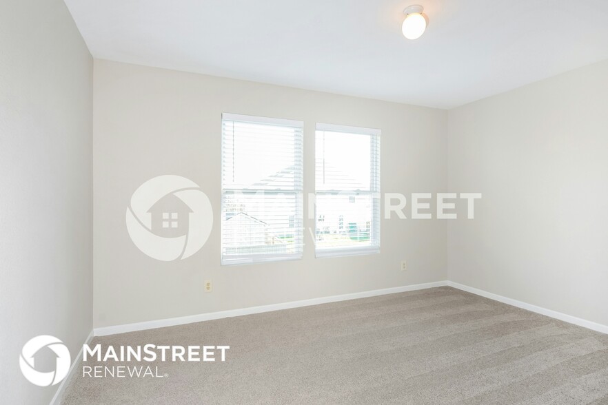 Building Photo - 3053 W Meadowbend Ln