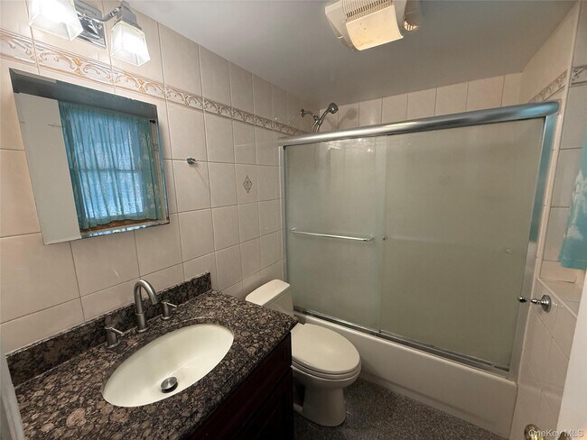 Building Photo - 11 Central Ave