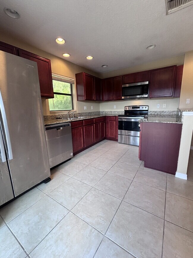 Building Photo - 54A Piney Branch Way Patio Townhome