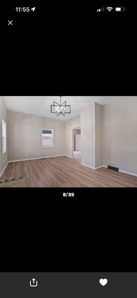 Building Photo - 608 N Freedom Ave