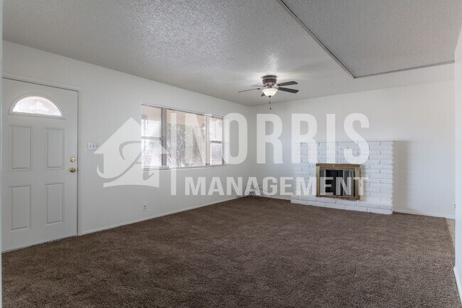 Building Photo - NO HOA, Brick Home and Located in Arizona City