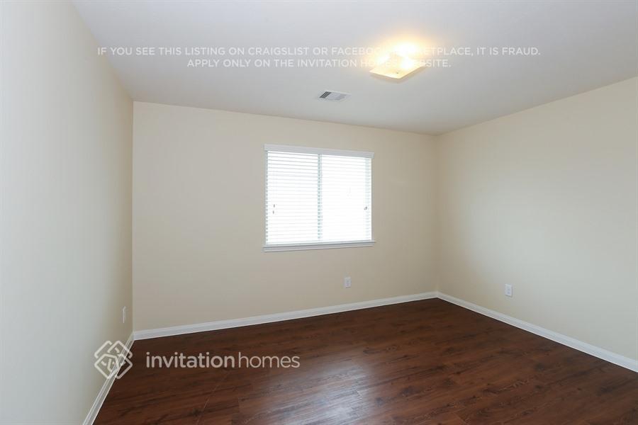 Building Photo - 18747 Dennington Dr