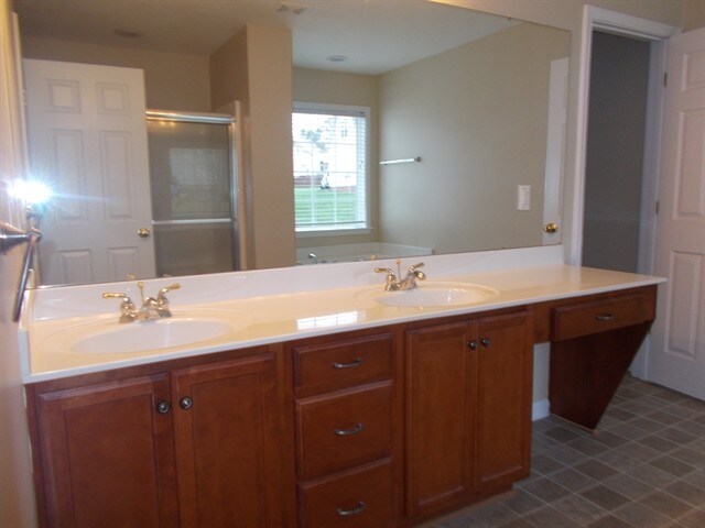 Building Photo - 108 Tilton Drive