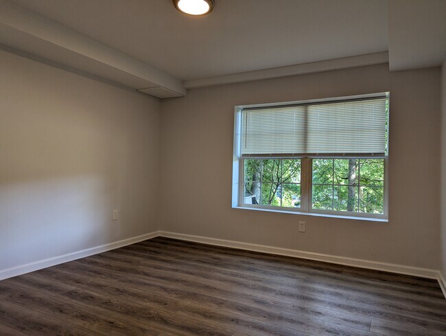 Lower Level Bedroom - 612 Benjamin Ct