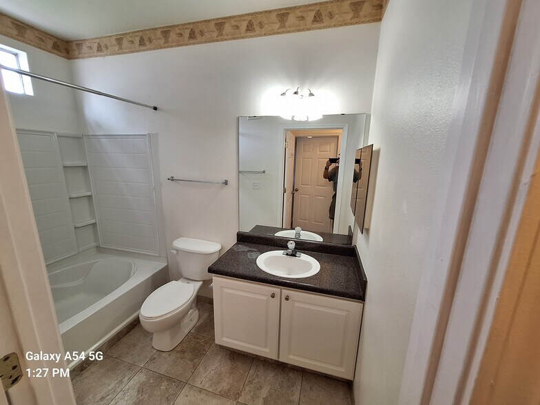 Second tub bath - 4802 51st St W