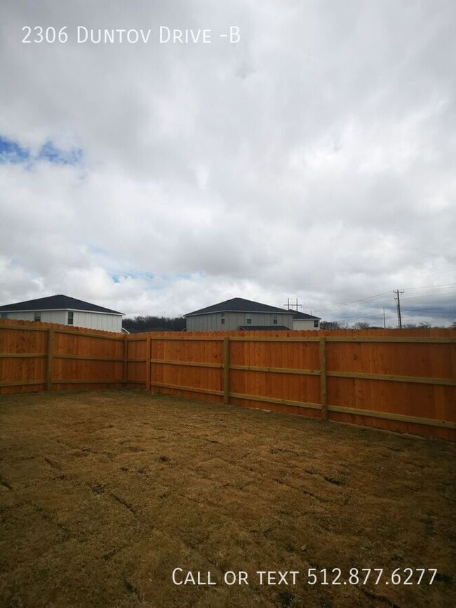 Building Photo - 2306 Duntov Dr