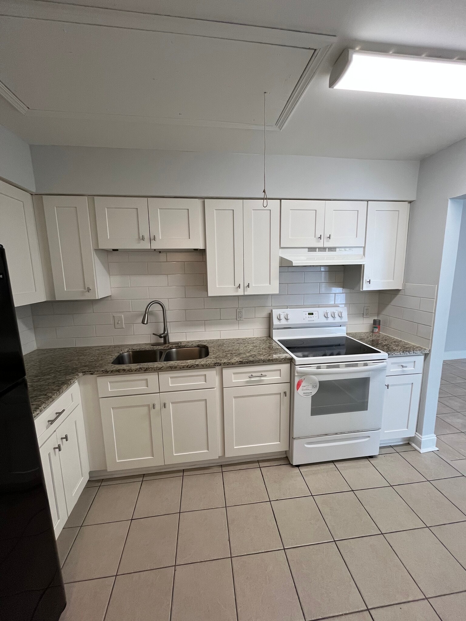 Building Photo - 4719 San Jose Manor Dr W