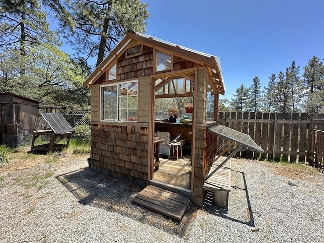 Building Photo - 26748 Mcmahan