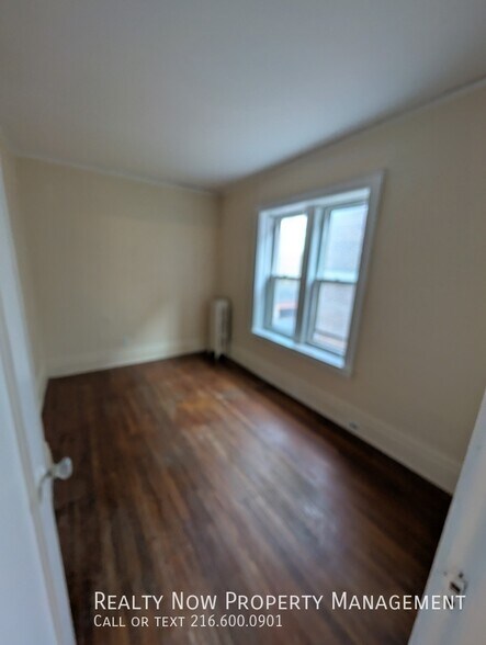 Building Photo - 2453 Overlook Rd