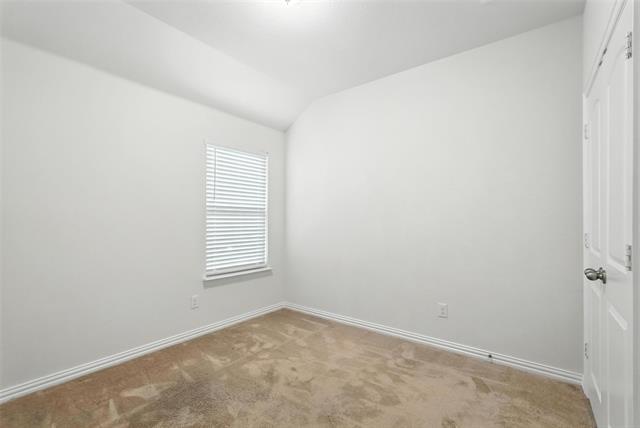 Building Photo - 6214 Heron Dr
