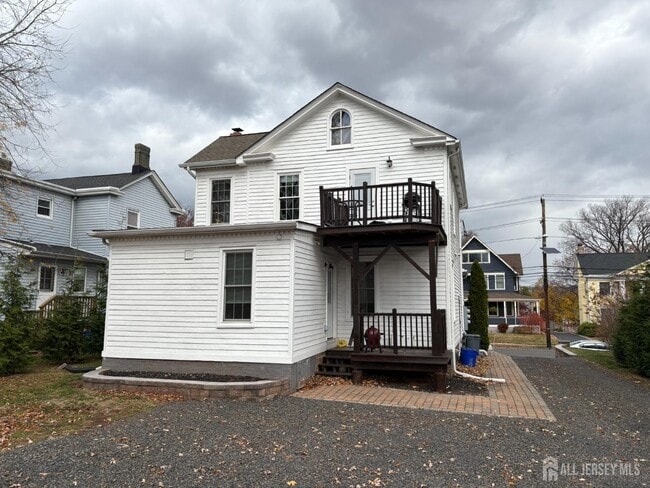 Building Photo - 161 W Cliff St