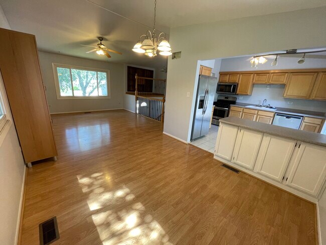 Building Photo - 644 Gannet Dr
