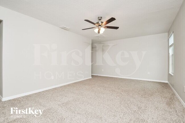 Building Photo - 10523 White Peacock Pl