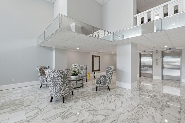 Building Photo - 3450 S Ocean Blvd