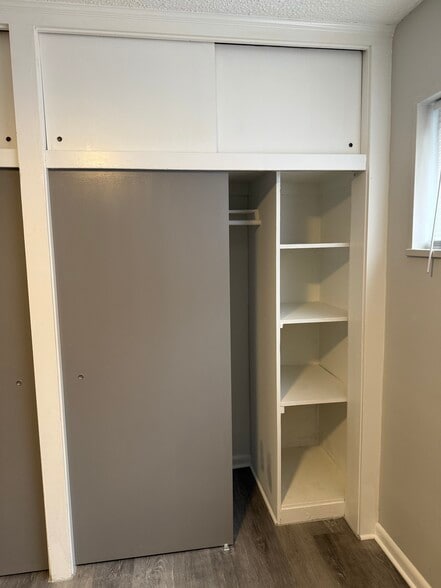 Building Photo - 19044 Schoolcraft