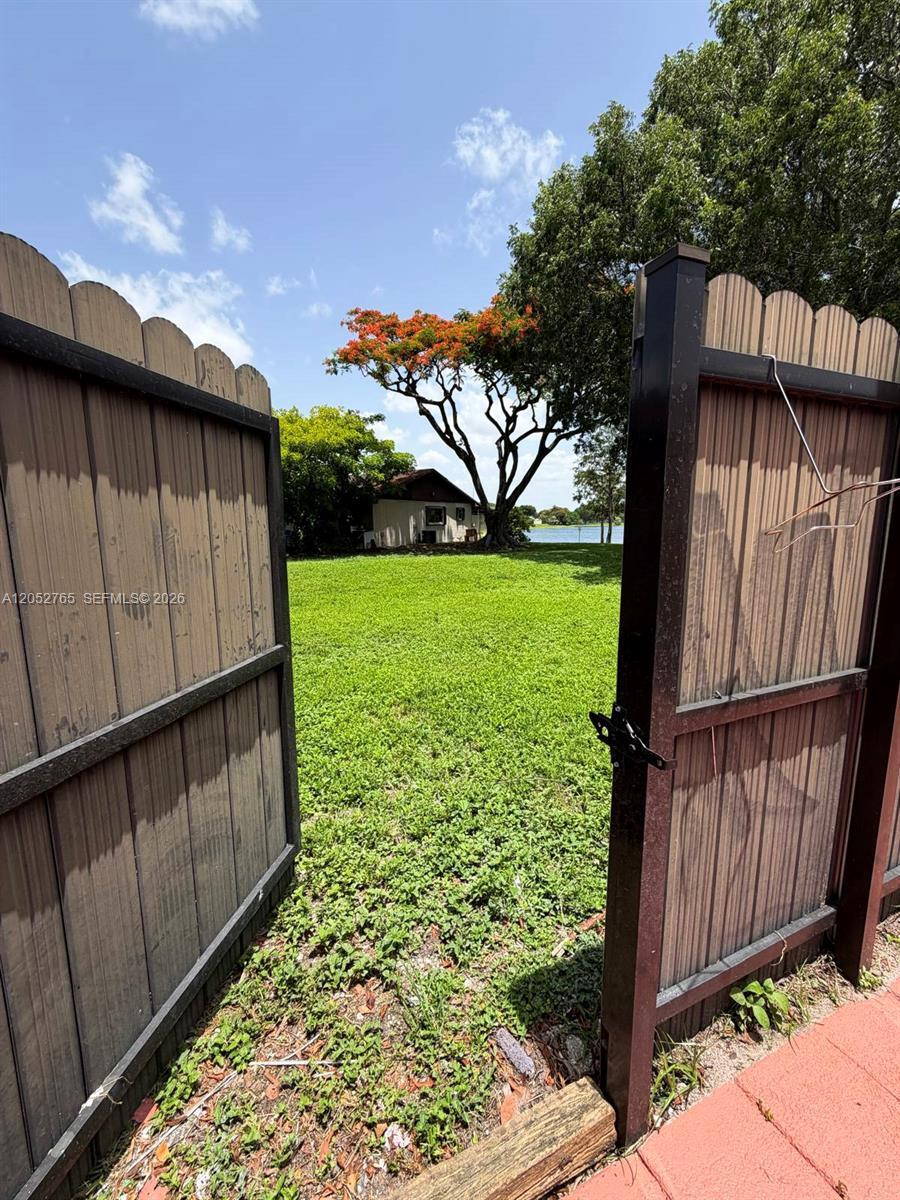 Building Photo - 5028 SW 138th Avenue Cir