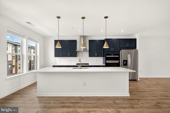 Building Photo - 20957 Bluebird Sq