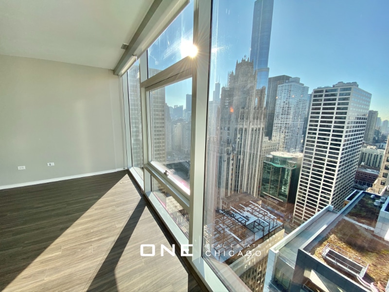 Building Photo - 190 E Illinois St