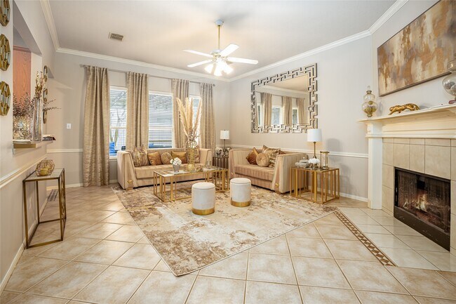 Building Photo - 1631 Crescent Shores Ln