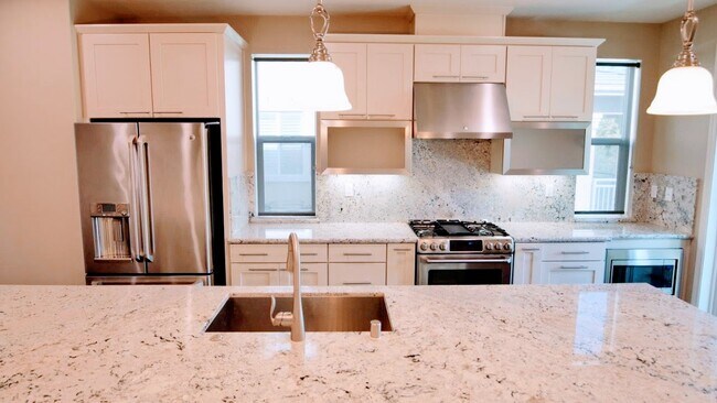 Building Photo - 5967 Raleigh Rd