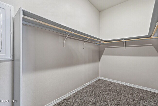 Building Photo - 13349 Cinderford Ave