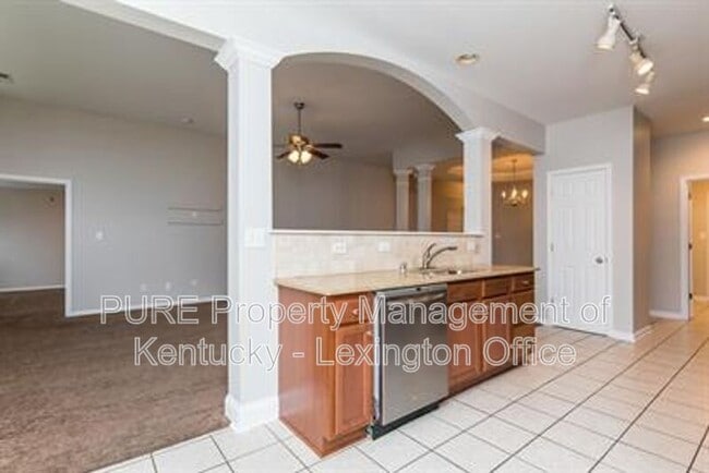 Building Photo - 4008 Bacopa Pl
