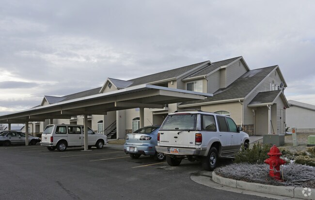 Building Photo - Aspen Court Apartments