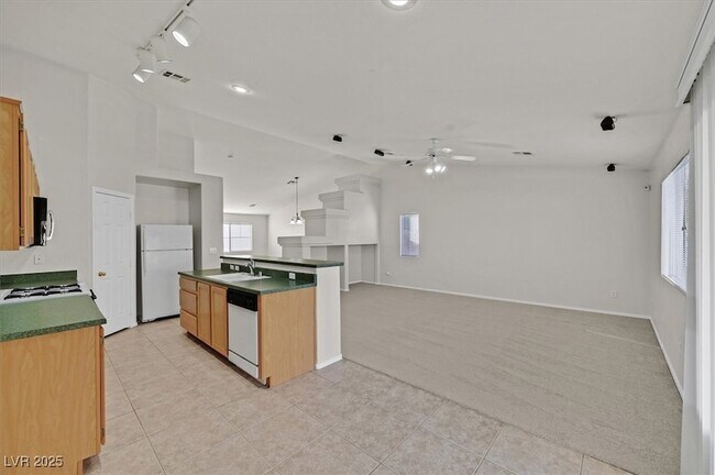 Building Photo - 7504 Evening Falls Dr