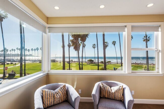 Building Photo - Stunning, Luxury La Jolla Shores Location with Panoramic Ocean Views!!