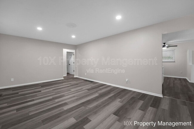 Building Photo - 2892 Longfield Rd