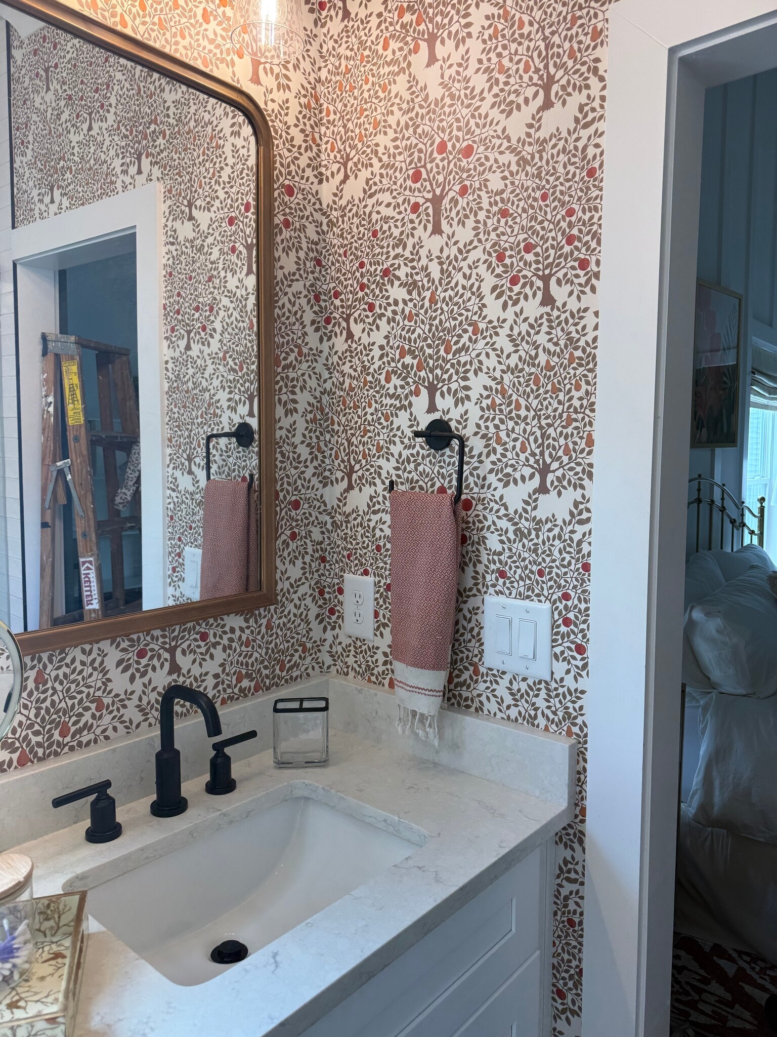 primary bath - 55 Weatherby St SE