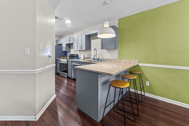 Building Photo - 1844 Nicklaus Dr