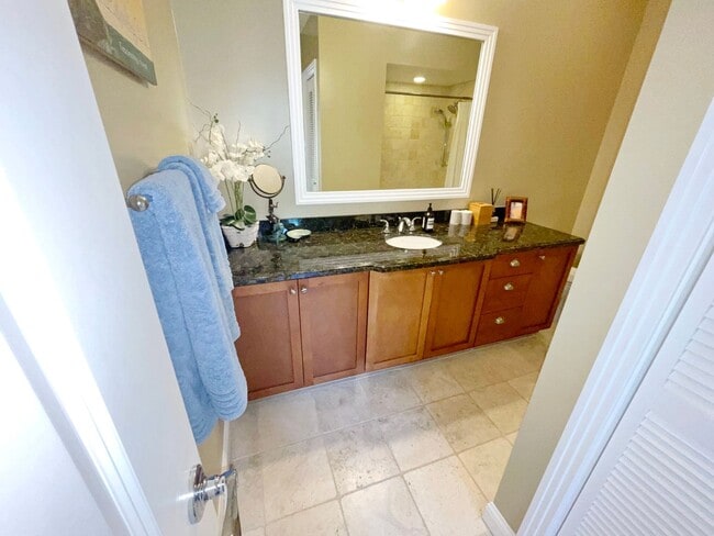 Building Photo - Front Row in KAI MALU, WAILEA, LUXURY 3bed/2.5bath Townhome with Unobstructed Panoramic Ocean Vie...