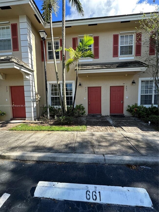 Building Photo - 661 NW 42nd Ave