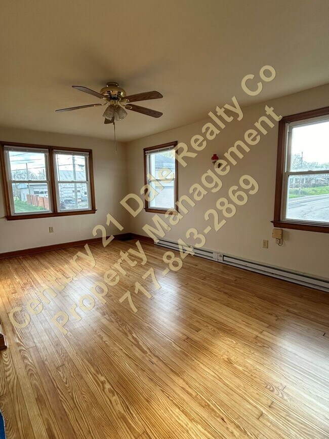 Building Photo - New Bridgeville 79-81