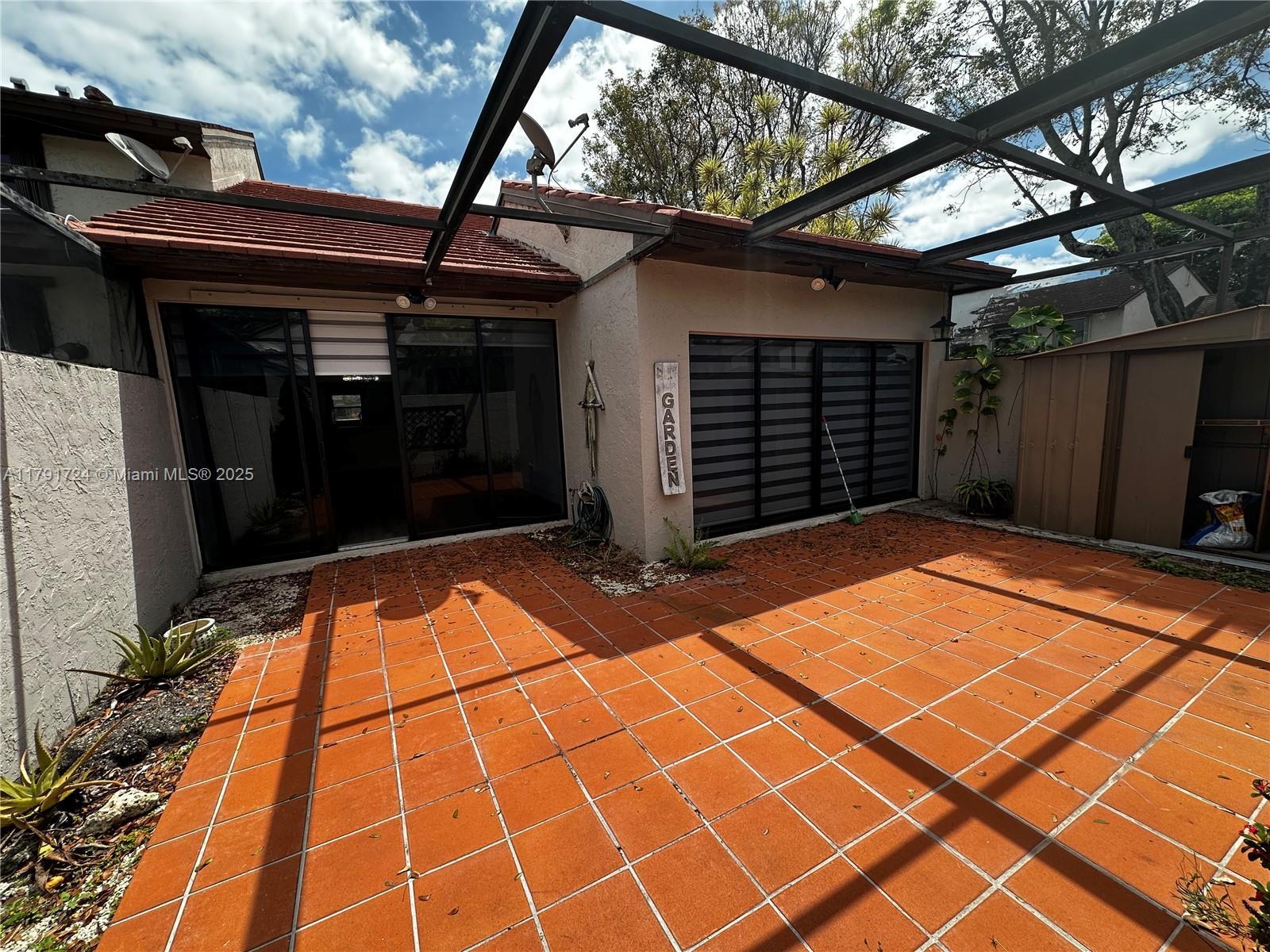 Building Photo - 13350 SW 88th Ter