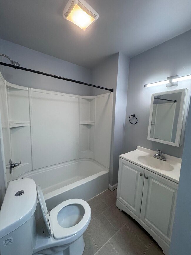 Building Photo - 85 Ward St